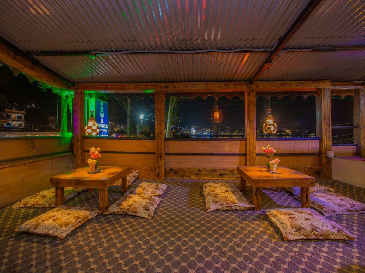 Hotel Fewa Corner & Restro Pókhara Exteriér fotografie